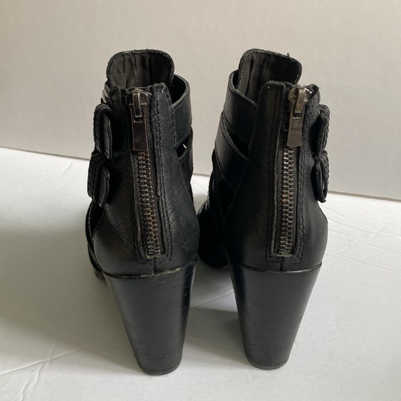 ALDO Black Leather Booties!!! Block Heel !!! - Picture 5 of 6